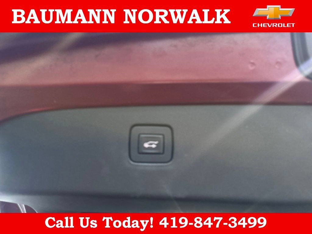Used 2024 Buick Envista Sport Touring w/ Convenience I Package FWD image 33