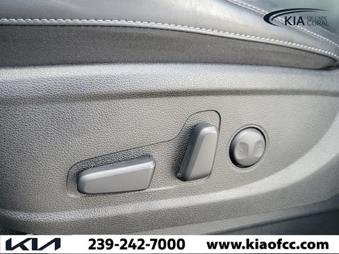 Certified 2024 Kia Telluride S FWD image 21