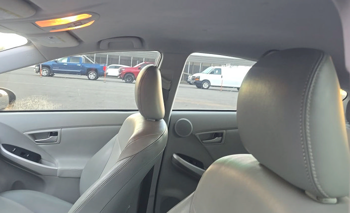 Used 2014 Toyota Prius Four FWD image 14