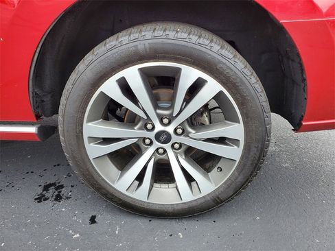 Used 2021 Ford Expedition Platinum image 34