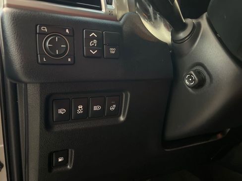 Used 2023 Lexus GX 460 Premium image 88