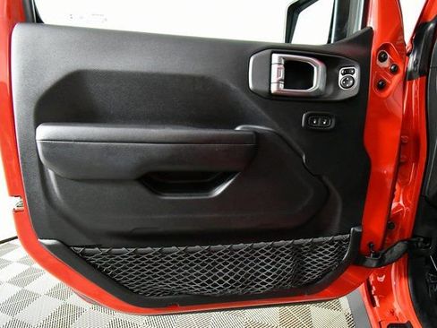 Used 2019 Jeep Wrangler Unlimited Sport S image 21