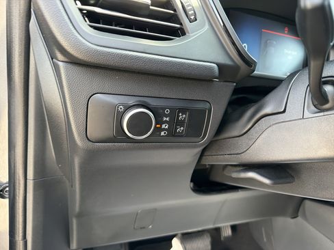 Used 2025 Ford Escape ST-Line AWD/4WD image 18
