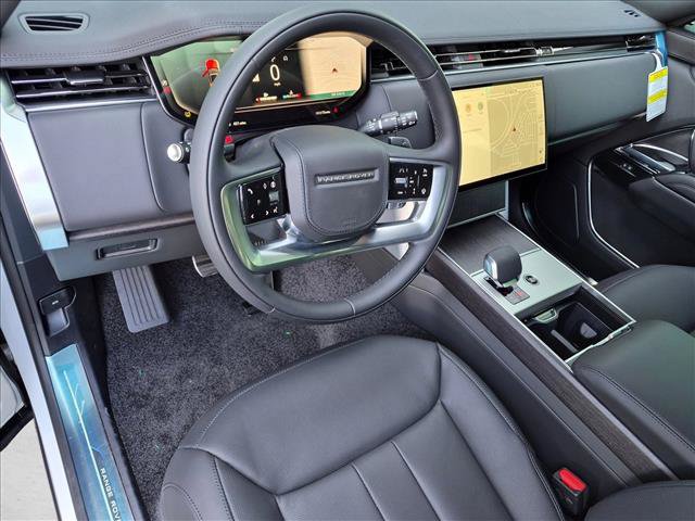 New 2026 Land Rover Range Rover SE AWD/4WD image 3