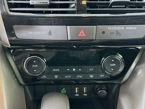 Used 2025 Mitsubishi Eclipse Cross SE image 24