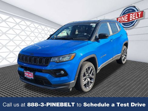 New 2026 Jeep Compass Limited w/ Limited Altitude Pack image 1