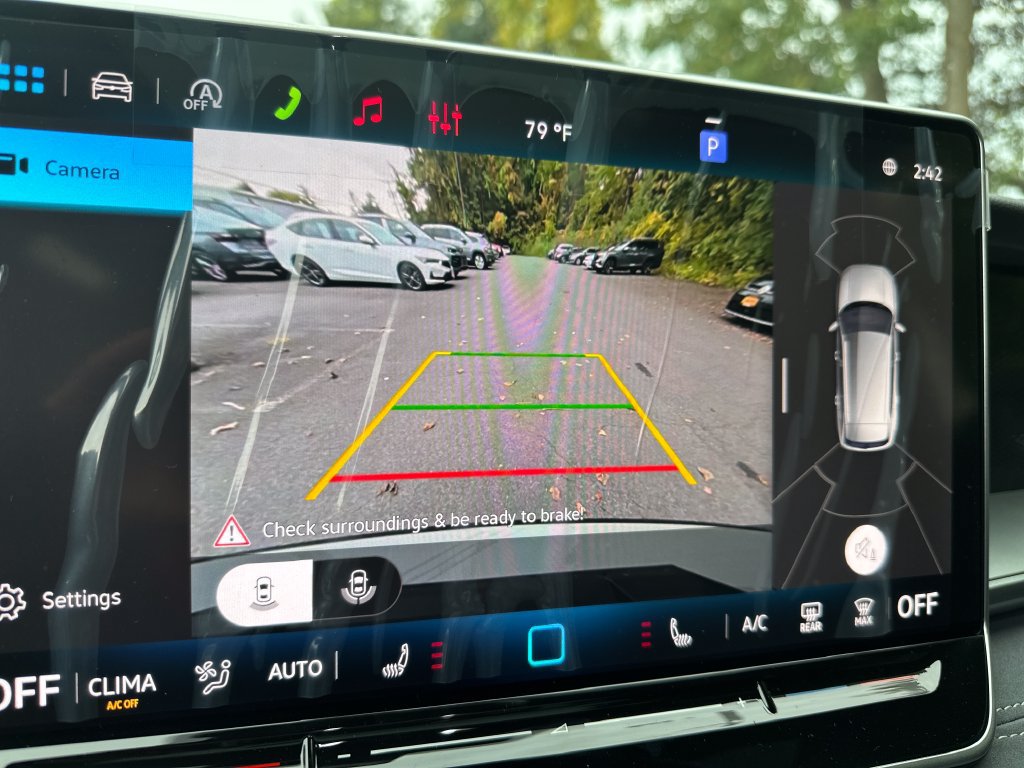 New 2026 Volkswagen Tiguan SE R-Line AWD/4WD image 15