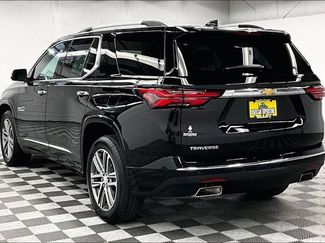 Used 2023 Chevrolet Traverse High Country FWD video 2