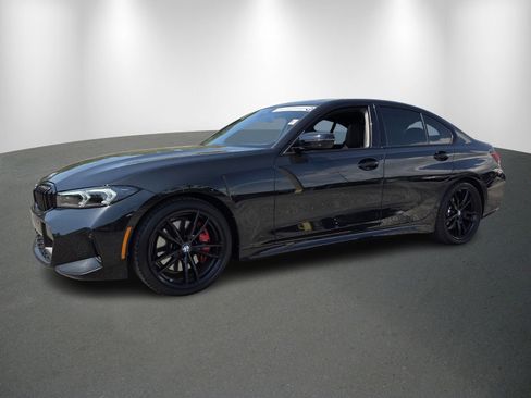 Certified 2024 BMW 330i Sedan w/ M Sport Package RWD image 3