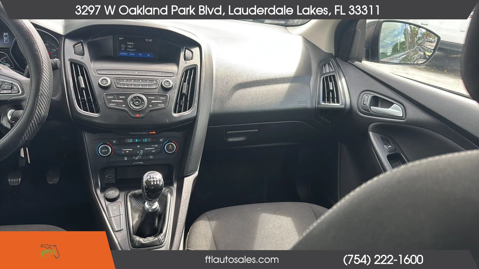 Used 2018 Ford Focus SE FWD image 28