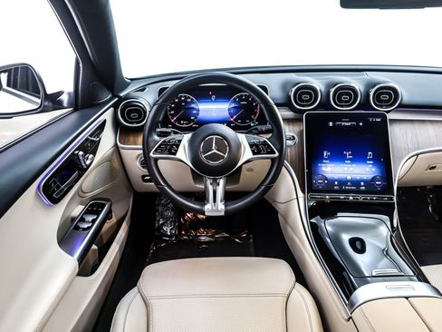 Used 2024 Mercedes-Benz C 300 Sedan image 6