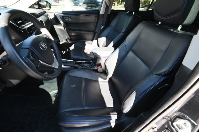Used 2018 Toyota Corolla XSE FWD image 8