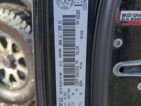 Used 2013 RAM 1500 ST w/ SXT Appearance Group image 32