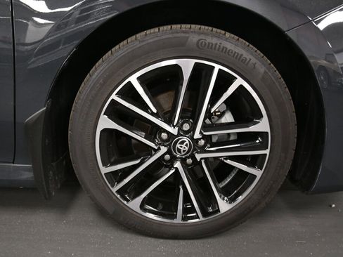 Certified 2025 Toyota Camry XLE FWD image 29