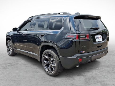 Used 2026 Jeep Cherokee Overland w/ Advanced Pro Tech Group AWD/4WD image 3