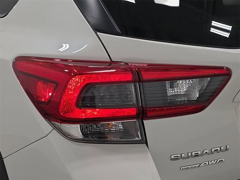 Used 2023 Subaru Crosstrek 2.0i image 32