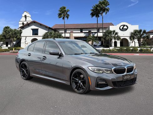 Used 2022 BMW 330i Sedan w/ M Sport Package RWD image 1