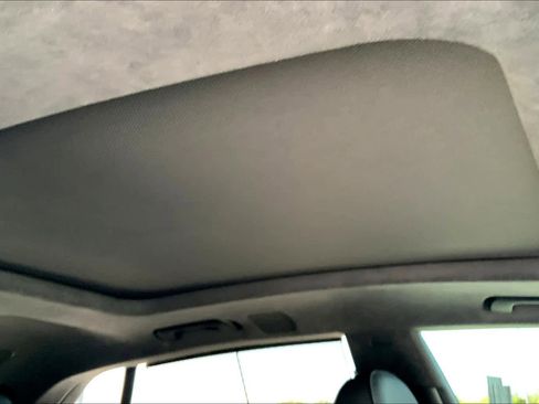 Used 2023 Audi Q8 Prestige w/ Prestige Package image 13