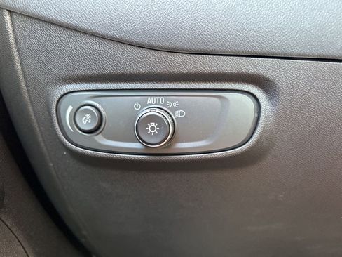 Used 2024 Chevrolet Equinox LT AWD/4WD image 30