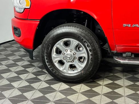 Used 2024 RAM 2500 Big Horn w/ Sport Appearance Package image 14