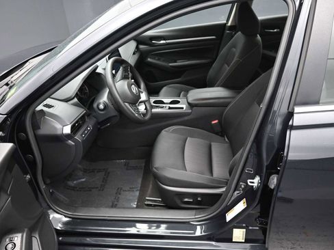 Used 2022 Nissan Altima 2.5 SV image 15