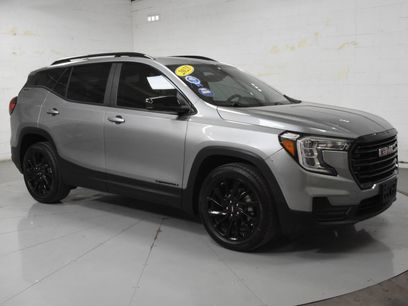 Used 2023 GMC Terrain SLE w/ Driver Convenience Package
