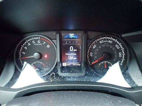 Certified 2023 Toyota Tacoma SR AWD/4WD image 15