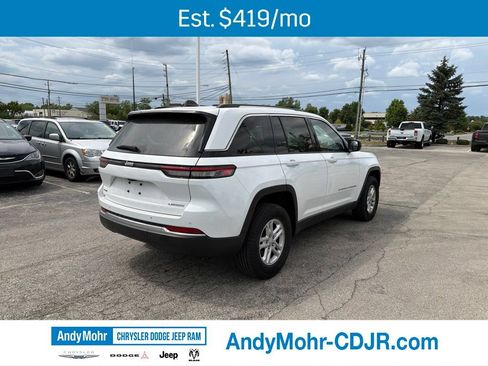 Used 2023 Jeep Grand Cherokee Laredo AWD/4WD image 7