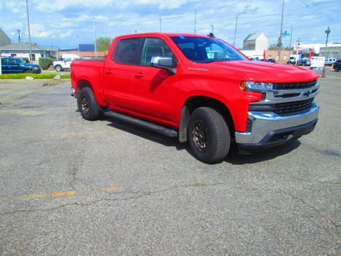 Used 2020 Chevrolet Silverado 1500 LT w/ True North Edition AWD/4WD image 7