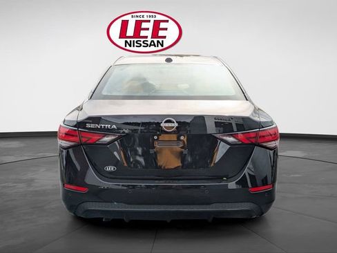 New 2025 Nissan Sentra SV w/ SV Premium Package FWD image 4