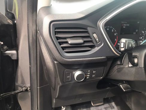 Used 2022 Ford Escape SE w/ SE Sport Appearance Package AWD/4WD image 15