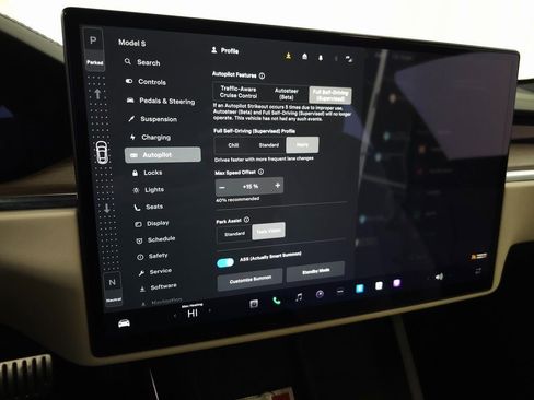 Used 2022 Tesla Model S Base image 24