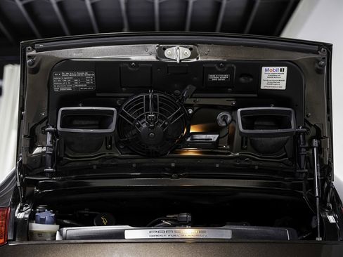 Used 2010 Porsche 911 Carrera S RWD image 41