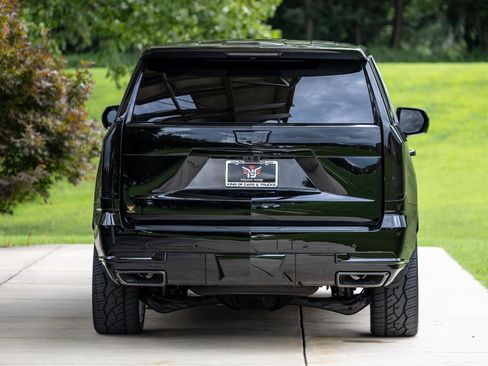Used 2026 Cadillac Escalade Sport w/ Touring Package AWD/4WD image 2