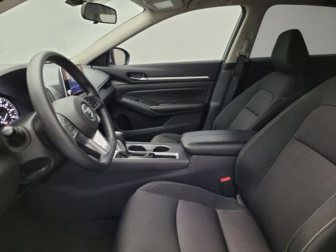Used 2022 Nissan Altima 2.5 SV image 17