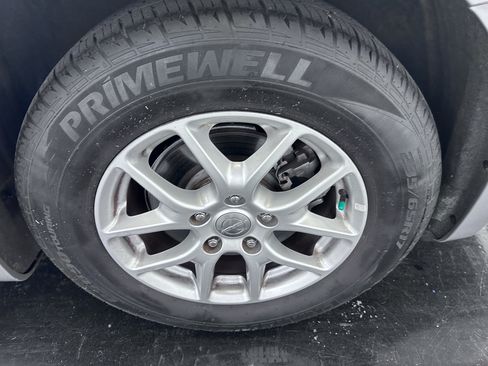 Used 2020 Chrysler Pacifica Touring-L FWD image 23