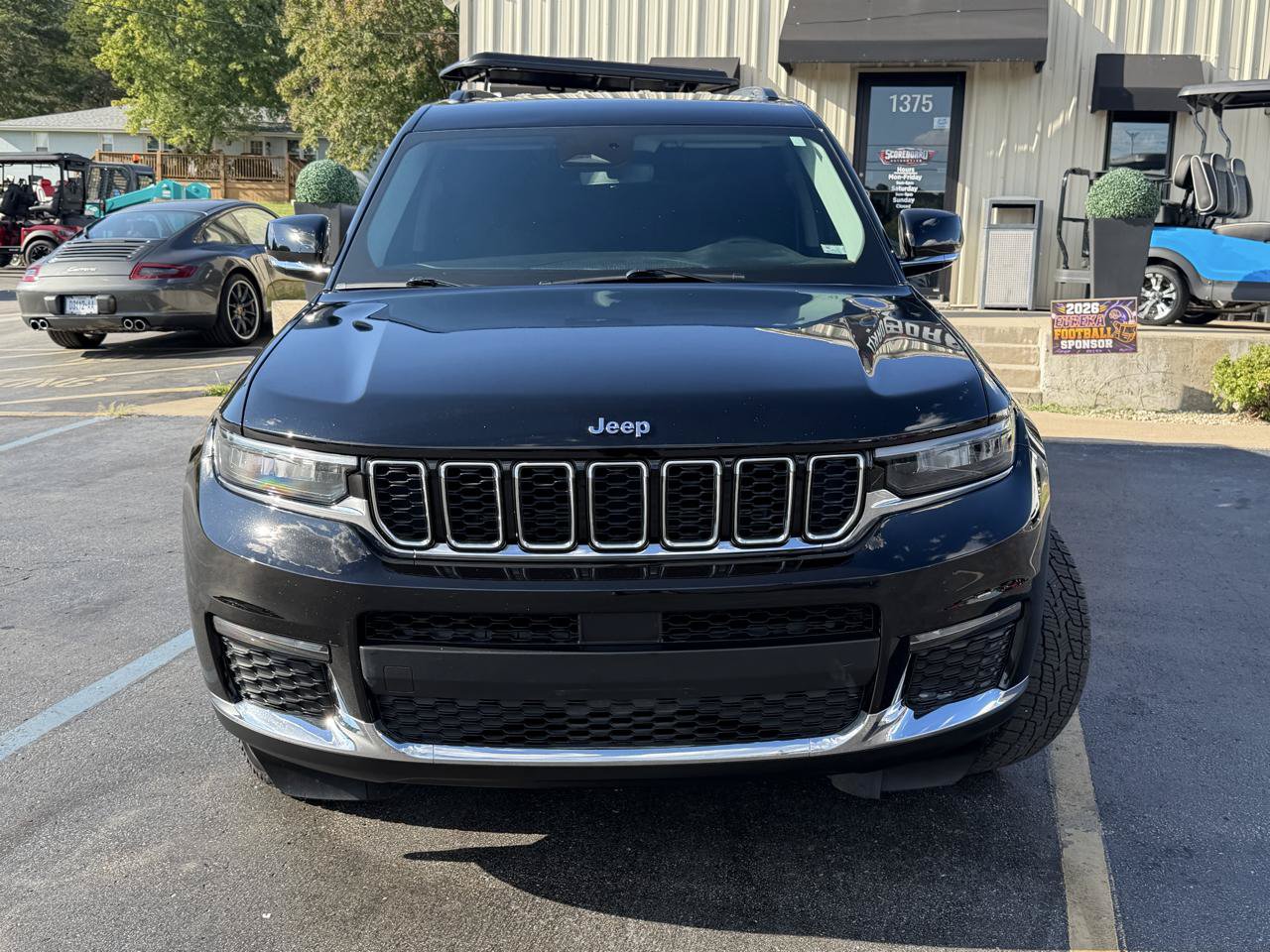 Used 2021 Jeep Grand Cherokee L Limited AWD/4WD image 9
