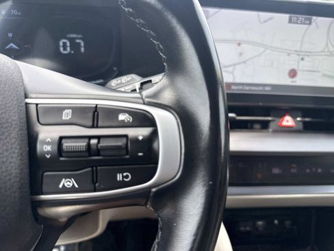 Used 2023 Kia Sportage EX FWD image 28