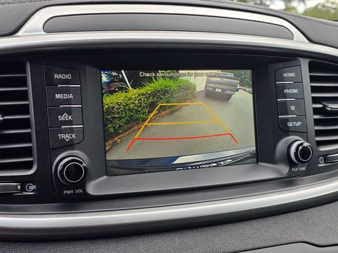 Used 2020 Kia Sorento LX w/ LX I4 Convenience Package FWD image 20