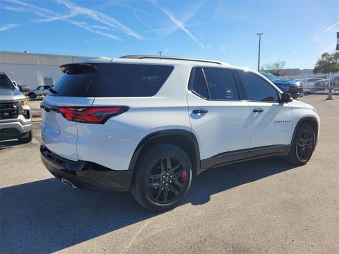 Certified 2023 Chevrolet Traverse Premier w/ Redline Edition image 15