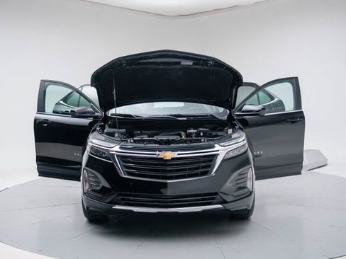 Used 2024 Chevrolet Equinox LT w/ LPO, Floor Liner Package image 16