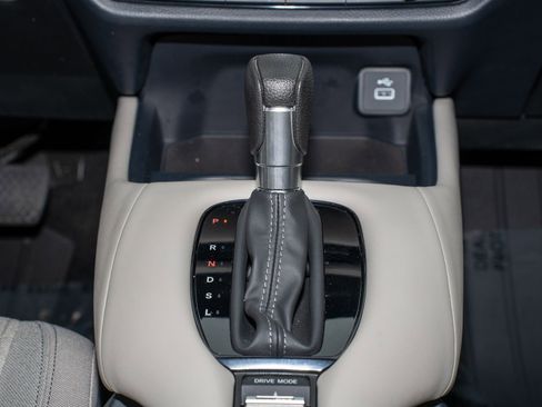 Certified 2023 Honda HR-V LX image 23