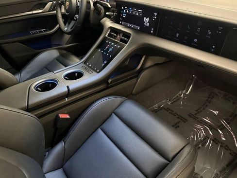 New 2025 Porsche Taycan 4S image 82