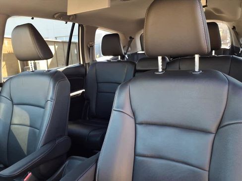 Used 2018 Honda Pilot Touring image 28