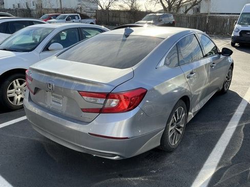 Used 2021 Honda Accord EX image 5