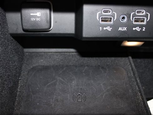 Used 2023 Jeep Wagoneer L Series III w/ Preferred Equipment Group image 63