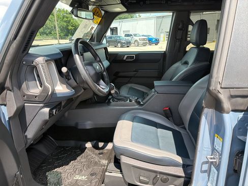 Used 2024 Ford Bronco Outer Banks AWD/4WD image 13