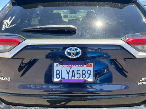 Used 2019 Toyota RAV4 XSE AWD/4WD image 19