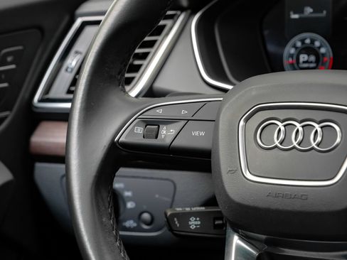 Used 2023 Audi Q5 2.0T Premium Plus w/ Premium Plus Package AWD/4WD image 21