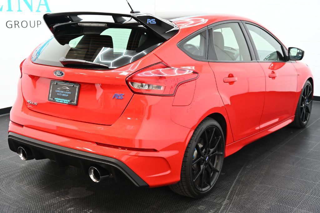 Used 2018 Ford Focus RS AWD/4WD image 3